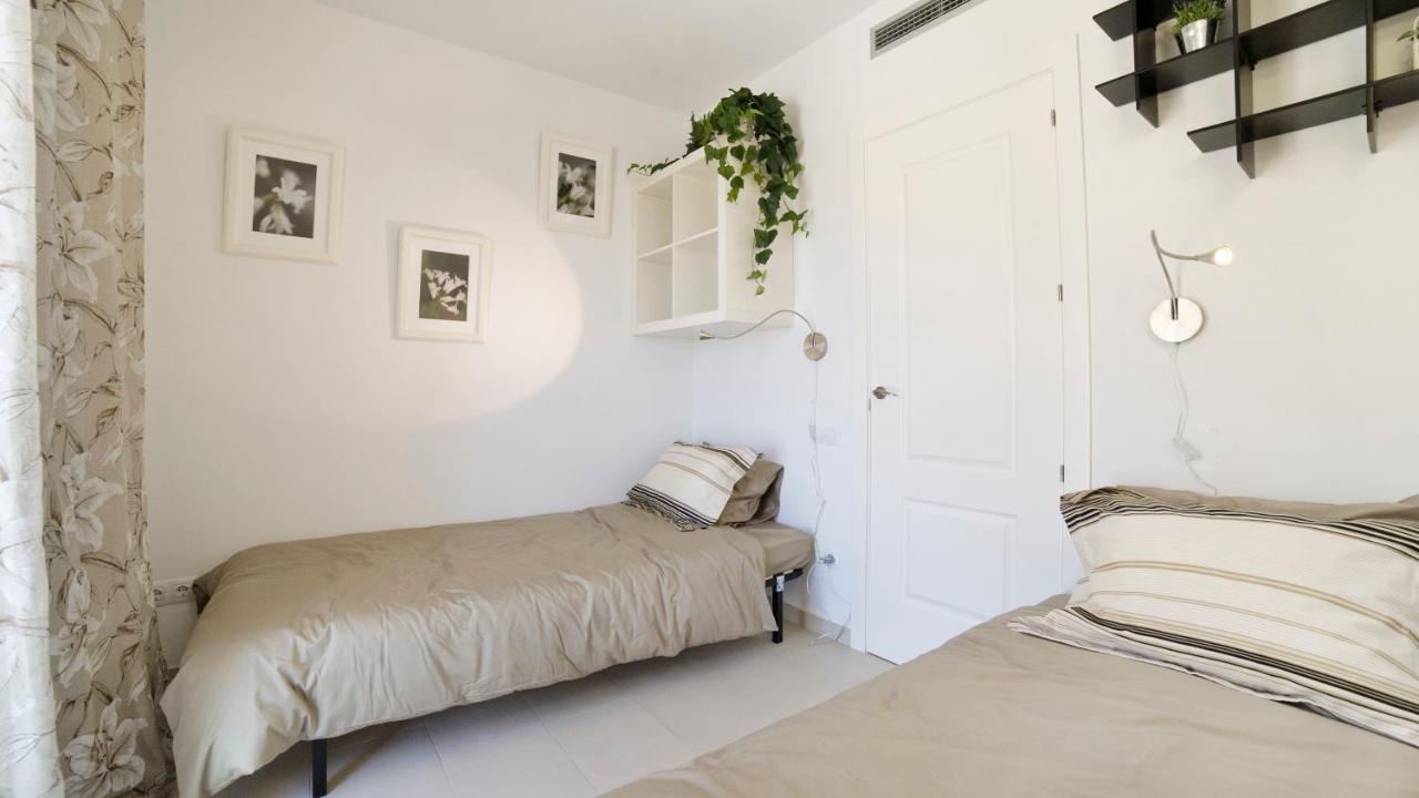 Tranquil Duplex In Sitges, Barcelona,Sea Views, Parking, Terrace Lejlighed Eksteriør billede