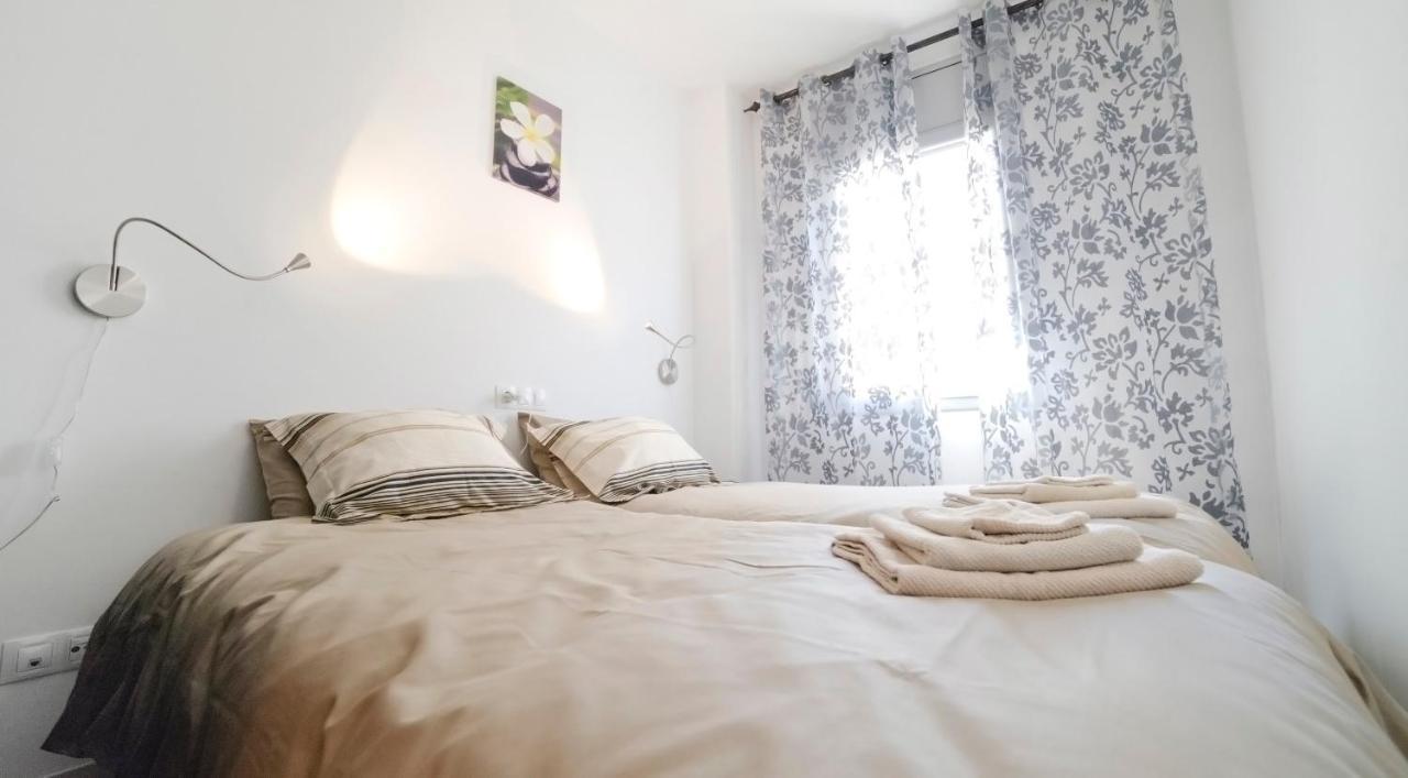 Tranquil Duplex In Sitges, Barcelona,Sea Views, Parking, Terrace Lejlighed Eksteriør billede