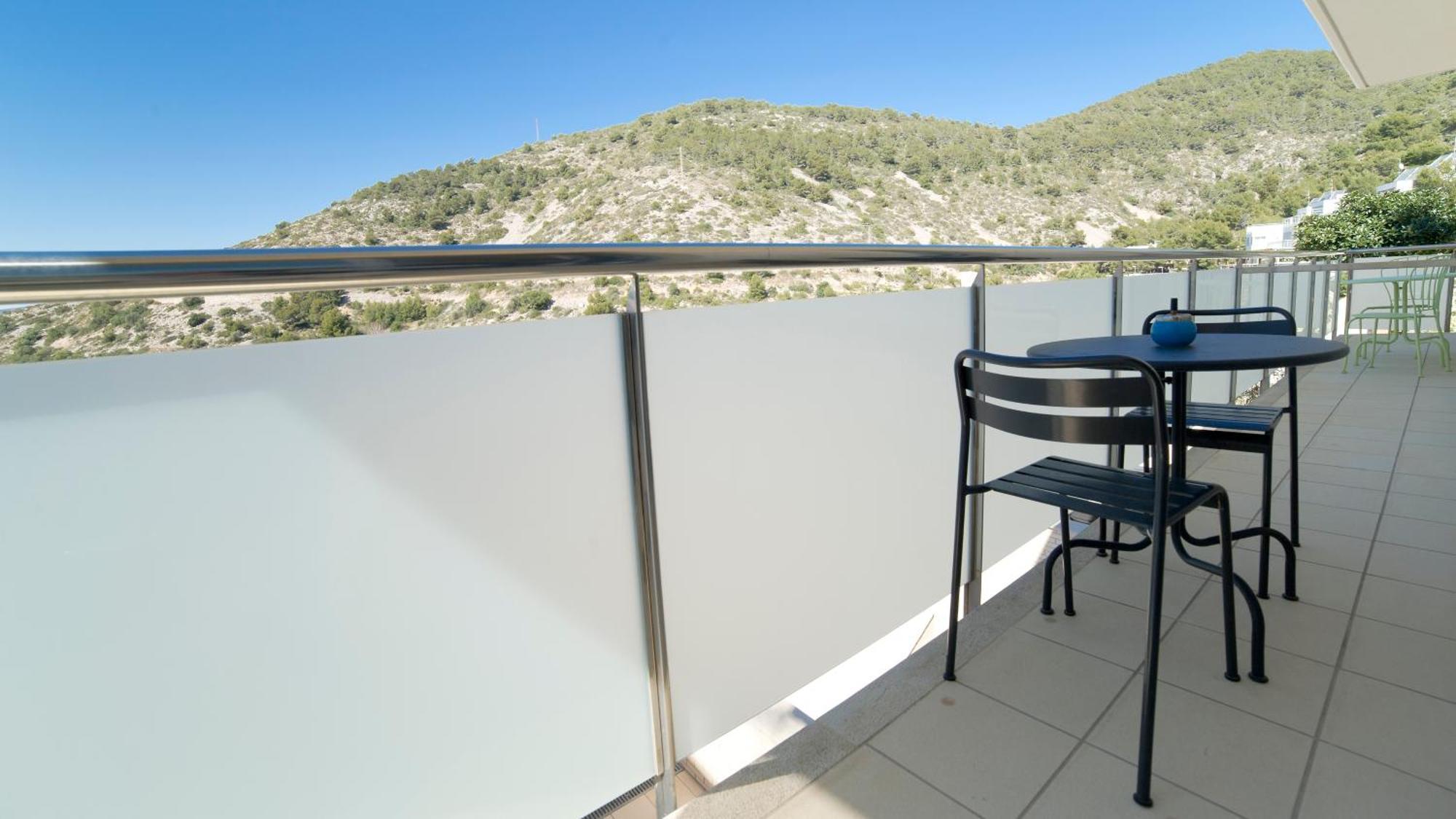 Tranquil Duplex In Sitges, Barcelona,Sea Views, Parking, Terrace Lejlighed Eksteriør billede